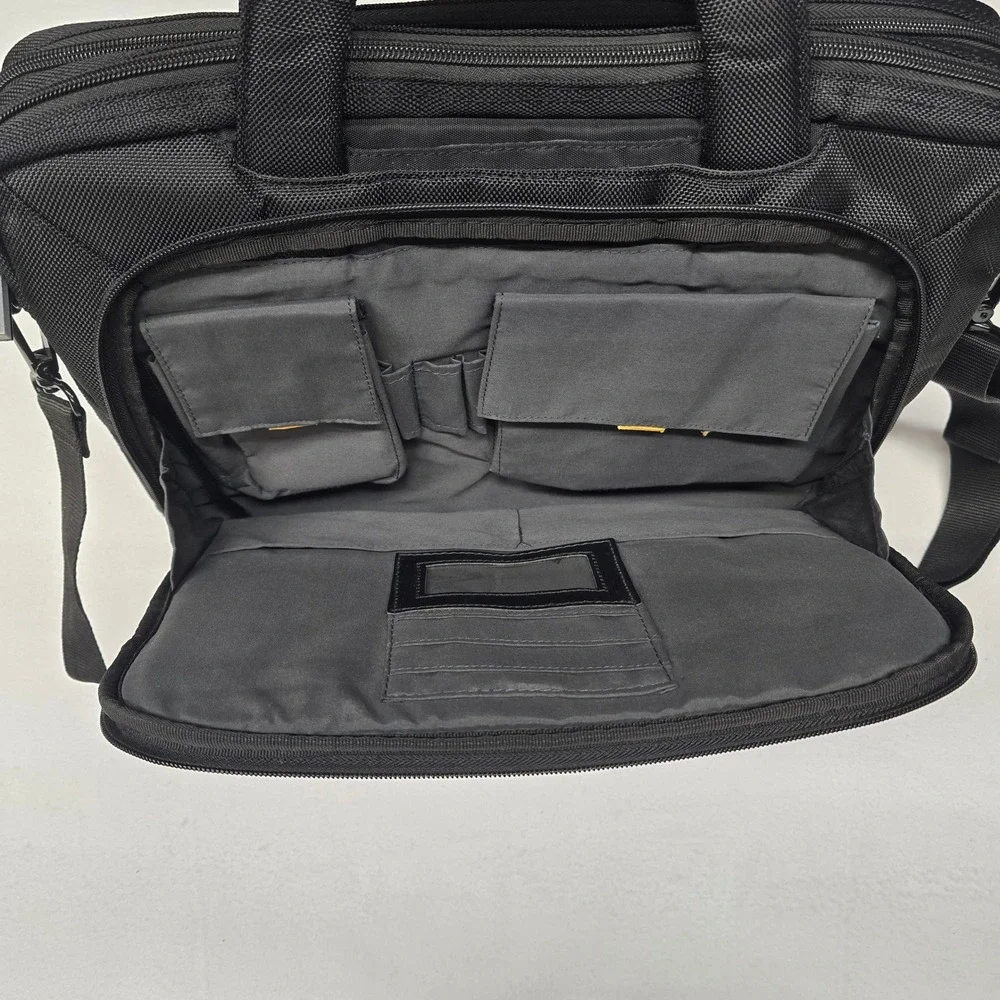 Targus Safe Port Laptop Bag Black Ballistic Nylon Briefcase Shoulder Strap Mens